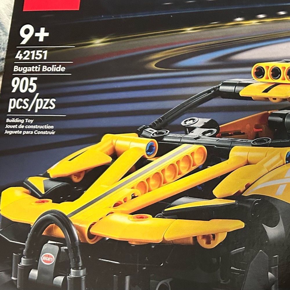 Lego 42151 Technic Bugatti Car